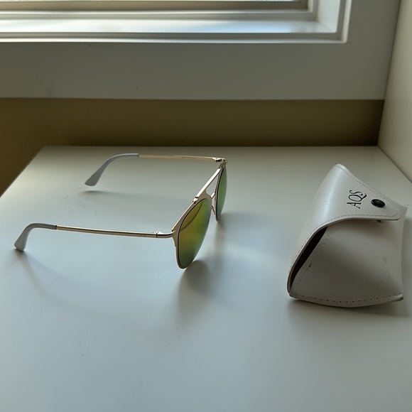 AQS sunglasses - Picture 2 of 2